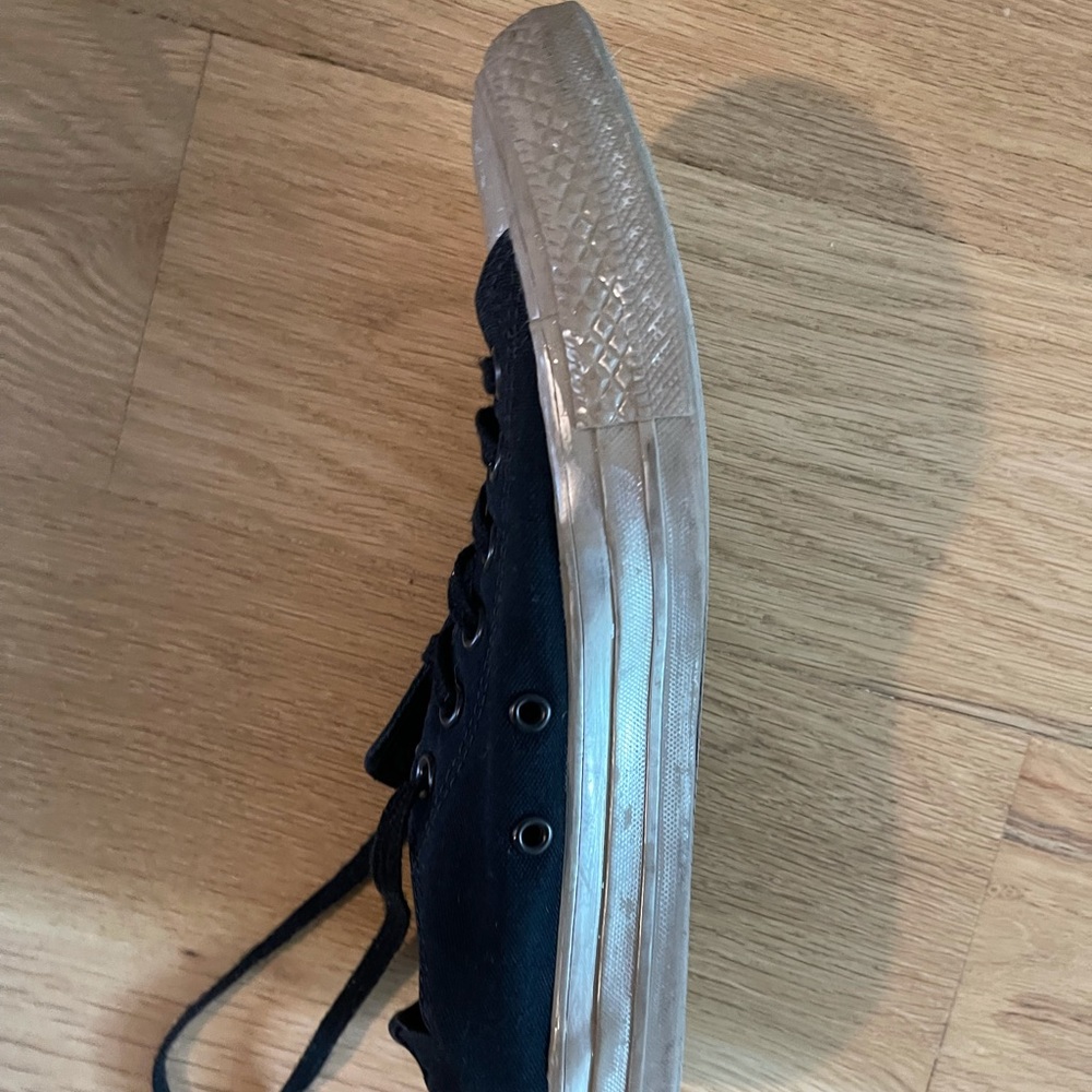 Converse Low Tops, Black with Silver Metallic - Picture 5 of 6
